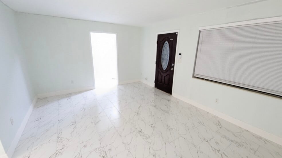 Building Photo - 1616 Elizabeth St