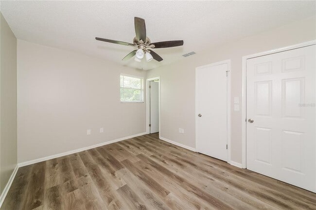 Building Photo - 316 59th Ave Terrace W