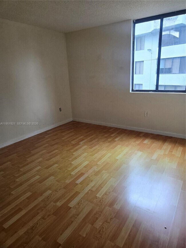 Building Photo - 8205 SW 152nd Ave