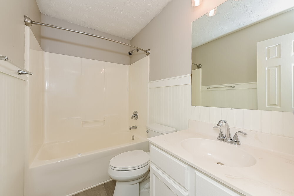 Building Photo - 220 Cranesbill Way