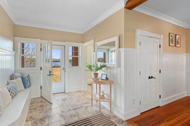 Building Photo - 35 Old Flds Wy