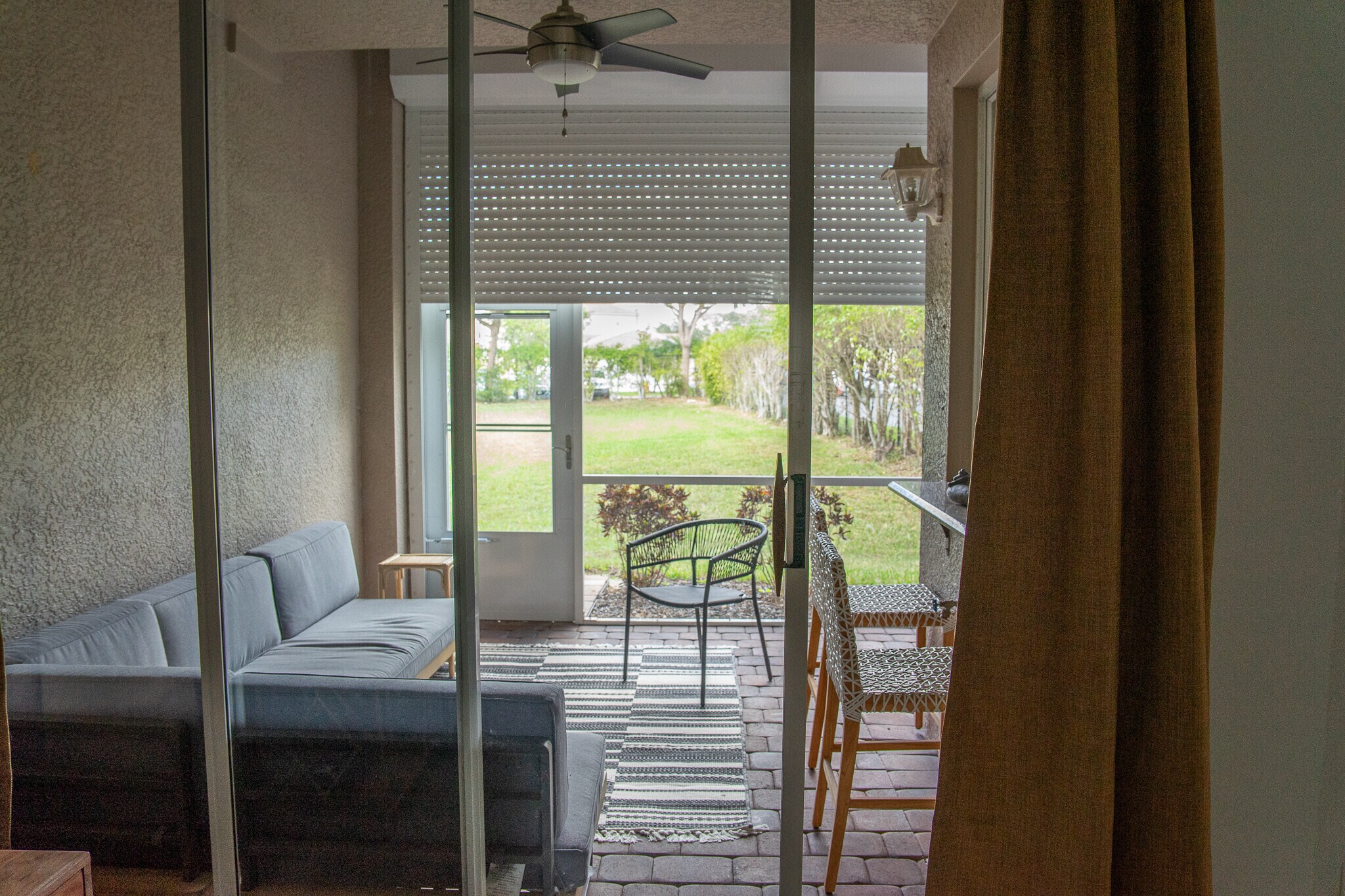 Building Photo - 10011 Chiana Cir