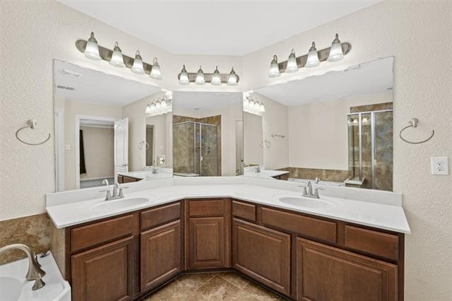 Building Photo - 6944 Carrington Ln