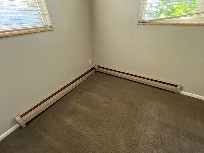 Building Photo - 3-Bed, 2-Bath Duplex across from Lake Loveland!