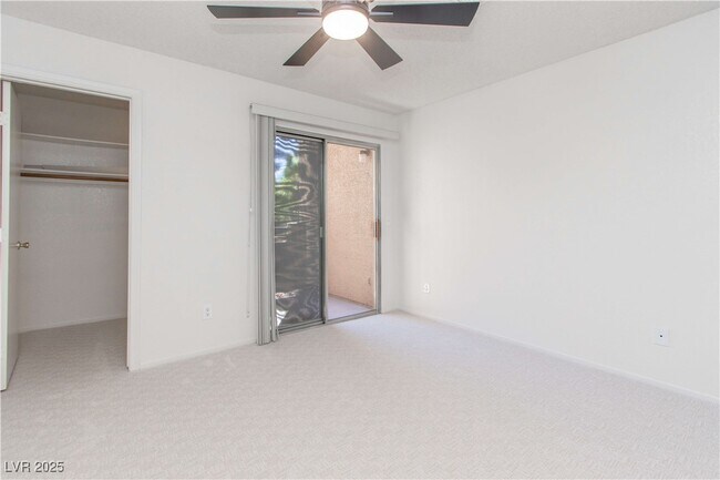 Building Photo - 6859 Tamarus St