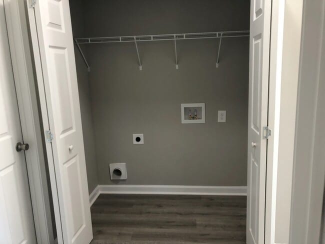 Building Photo - 28 Bill Rutledge Rd