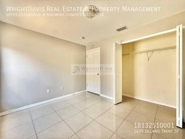 Building Photo - 1409 Delano Trent St