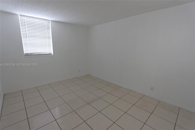 Building Photo - 801 NW 47th Ave