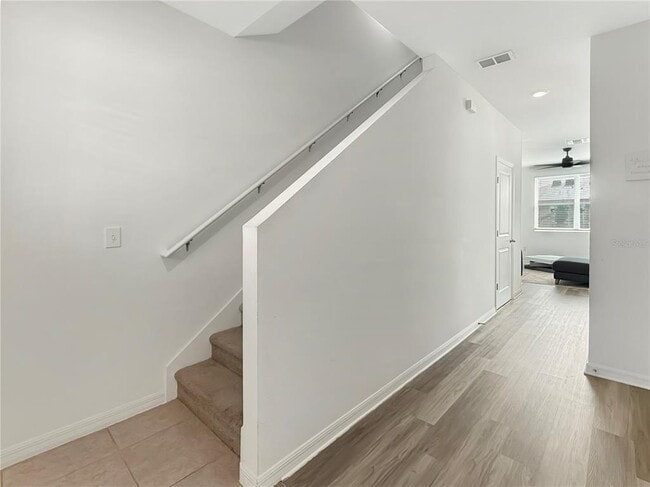 Building Photo - 1056 Appleton St