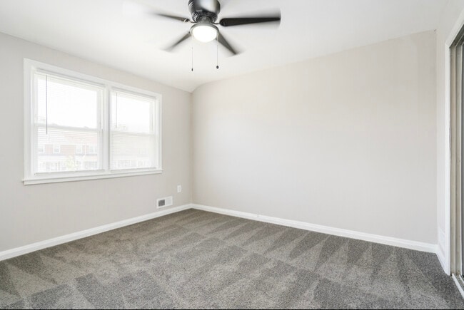 Building Photo - 1344 Walker Ave