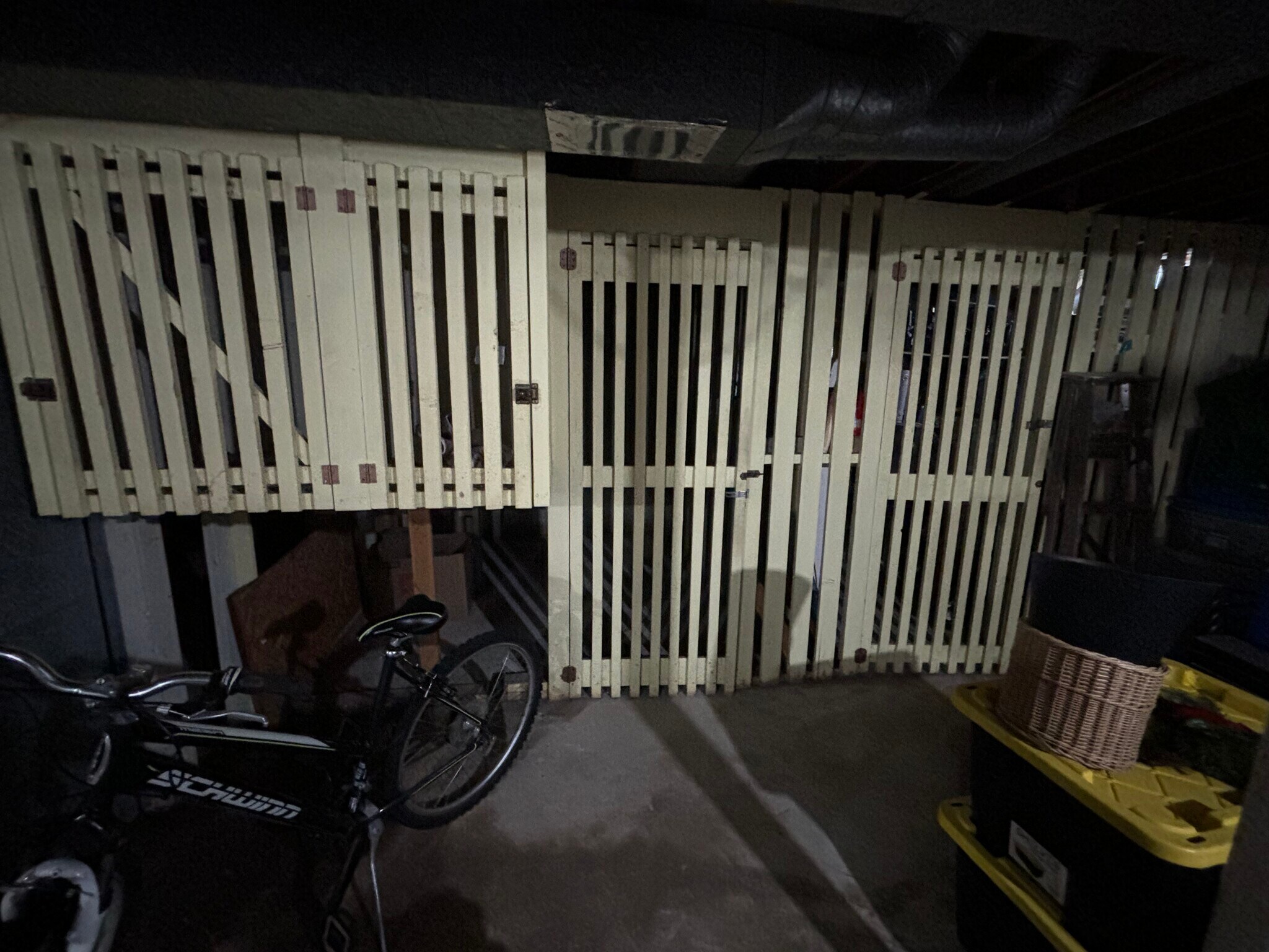 Building Photo - 1812 Northwestern Ave