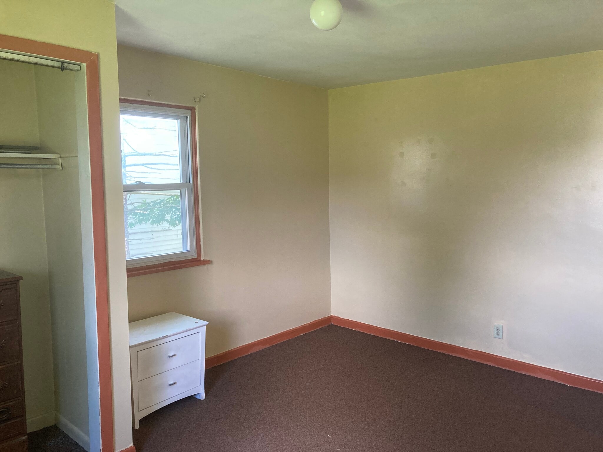 Building Photo - 72 E College Ave