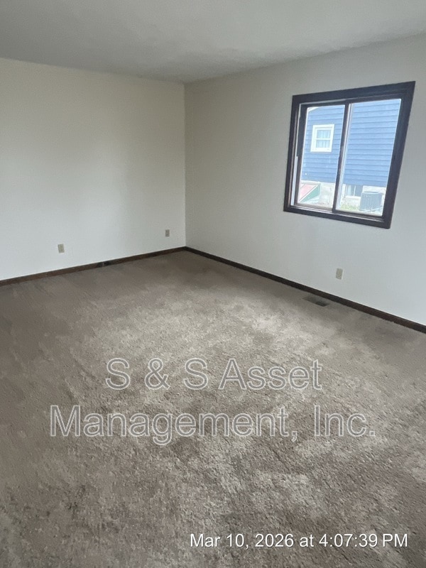 Building Photo - 511 Brynford Ave