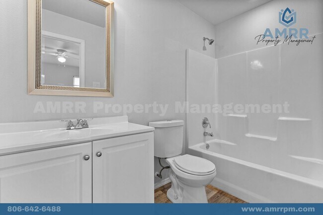 Building Photo - 5611 Jarvis St