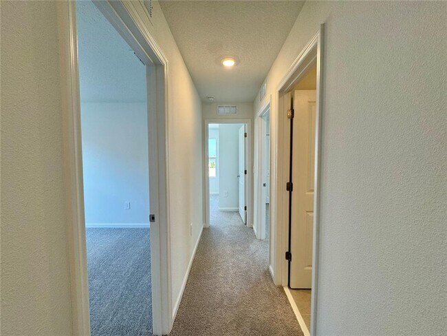Building Photo - 405 Kayden Cv