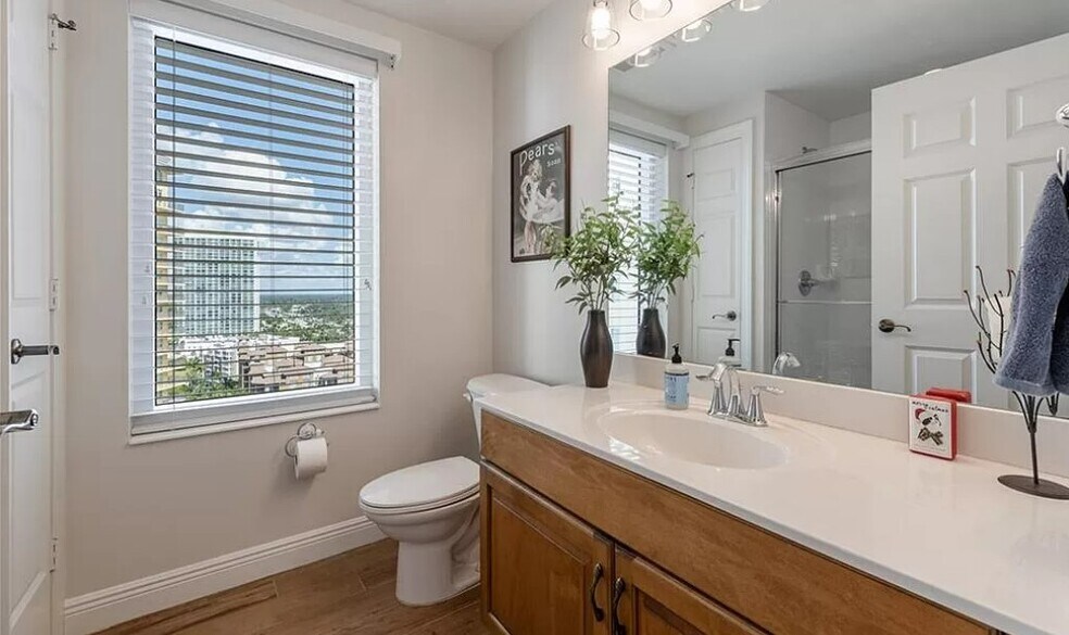 Building Photo - 2743 1st St