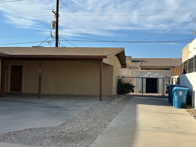 Building Photo - 1479-1481 Tanqueray Dr