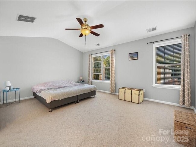 Building Photo - 10436 Winslet Dr