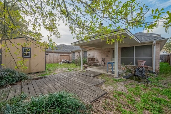 Building Photo - 10323 Emerald Pine Dr