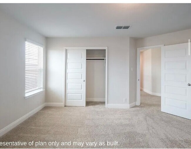 Building Photo - COMING SOON! GORGEOUS Two Story 5 Bedroom ...