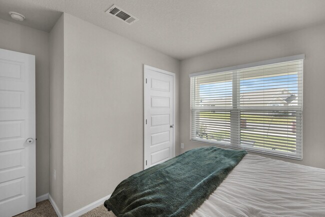 Building Photo - 924 Sandbar Loop