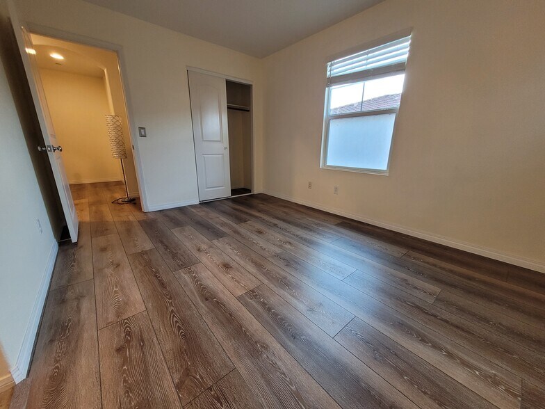 Building Photo - 1485 Mosaic Gln