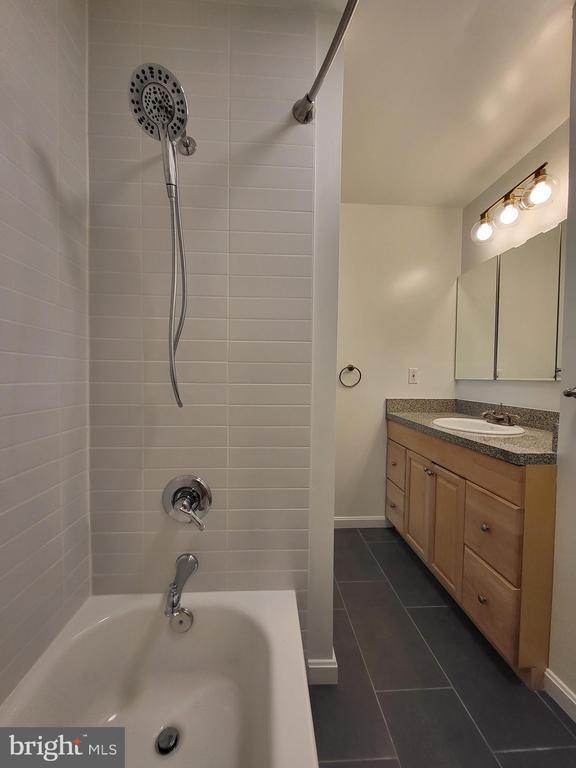 Building Photo - 2331 Harleyford Ct