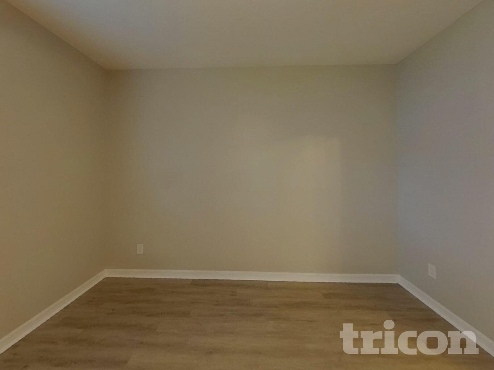 Building Photo - 4925 Rockvale Dr