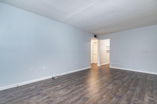 Building Photo - 2207 S Carolina Ave