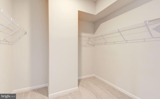 Building Photo - 3108 Laurel Hl Rd