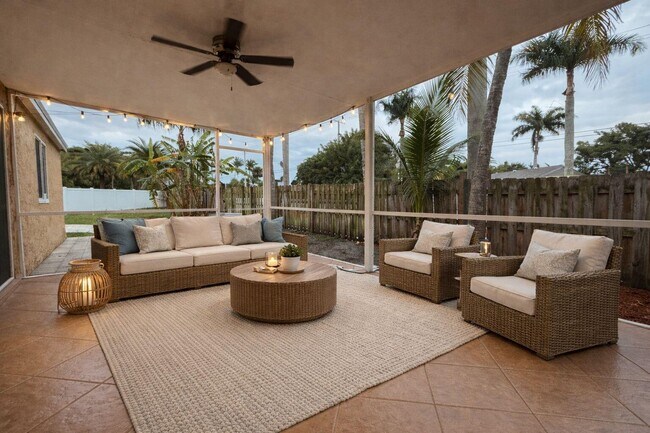 Building Photo - 9785 Ridge Creek Rd