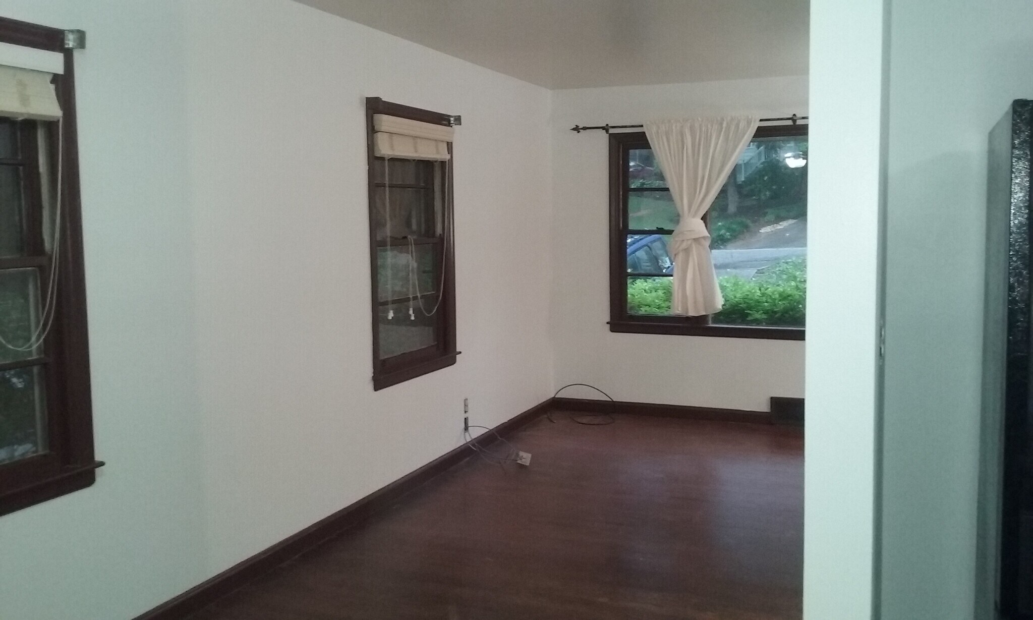 Living room - 174 Ridgeland Ave