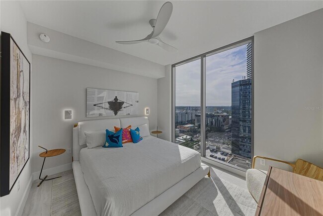 Building Photo - 275 1st Ave S