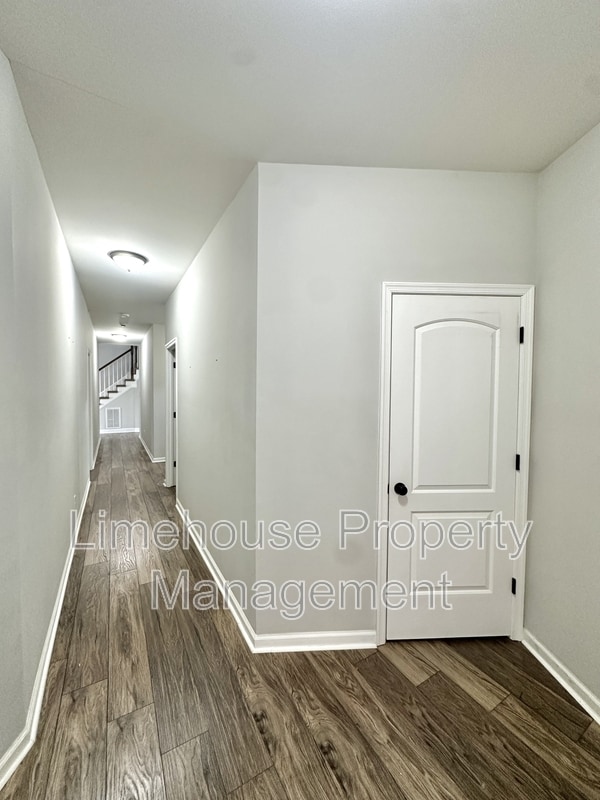 Building Photo - 3121 Deans Ct