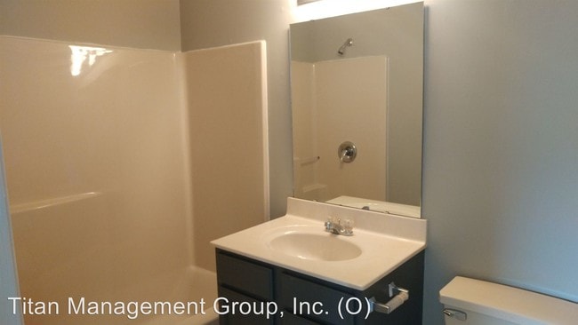 Building Photo - 80 Bridgewater Ct