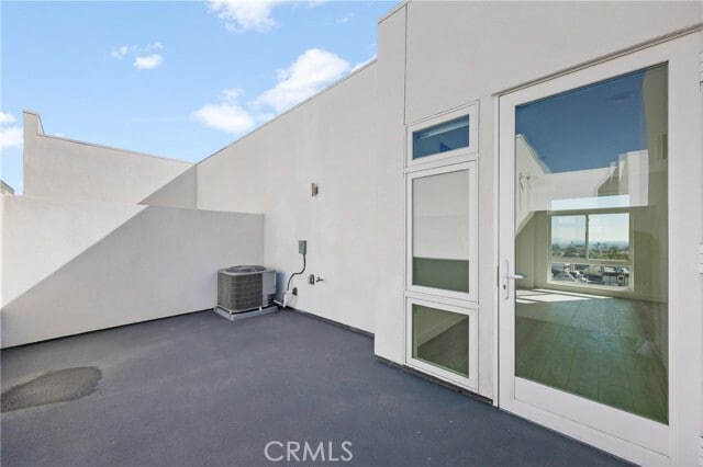 Building Photo - 168 S Monterey St