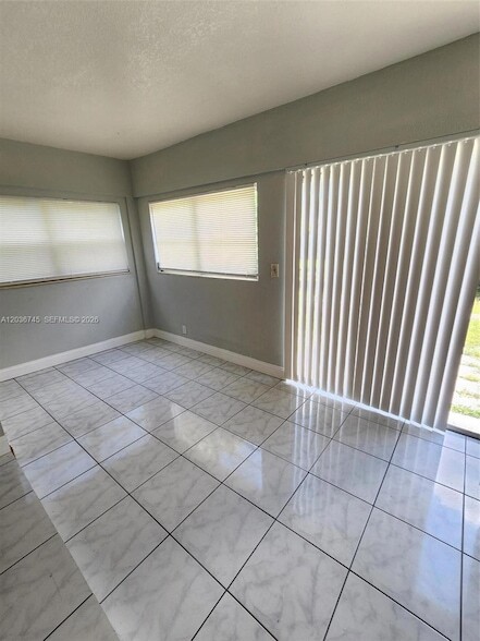 Building Photo - 7966 SW 7th Ct