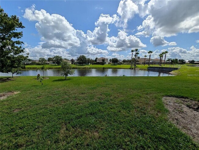 Building Photo - 5303 Moon Shell Dr