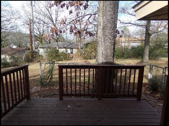 Building Photo - 408 Pickwick Ln