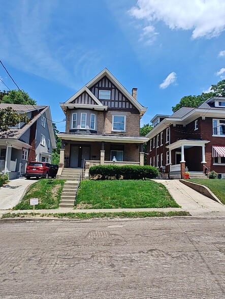 Building Photo - 1526 Dixmont Ave