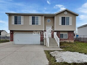 Building Photo - 2103 W 2265 N