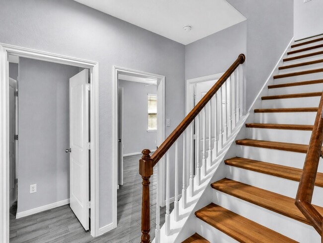 Building Photo - 19111 W Windhaven Terrace Trail