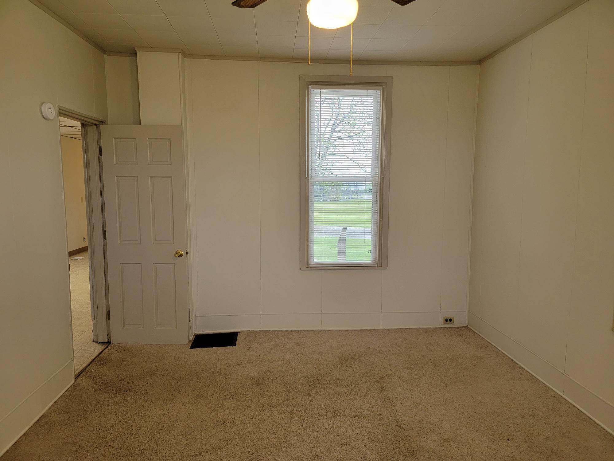 Building Photo - 2415 Donegal Springs Rd