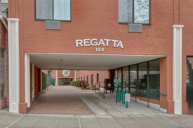 Building Photo - 123 Mamaroneck Ave