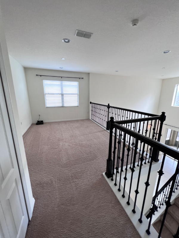Building Photo - 416 Red Rose Ln