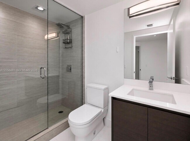 Building Photo - 300 Sunny Isles Blvd
