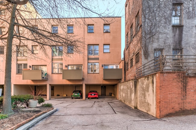 Building Photo - 138 Welcome Aly