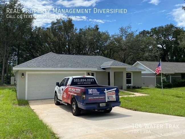 Building Photo - 104 Water Trak