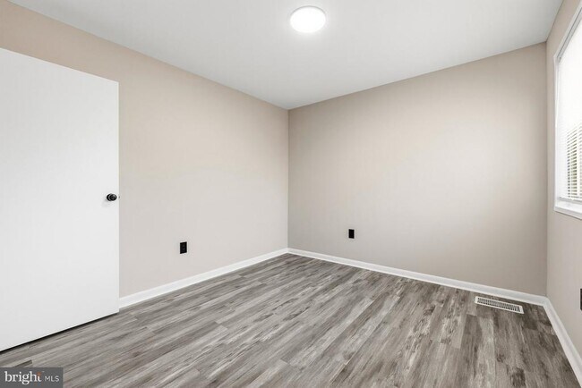 Building Photo - 18323 Allspice Dr