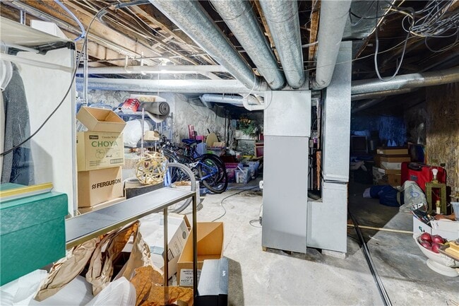 Building Photo - 249 S Goodman St